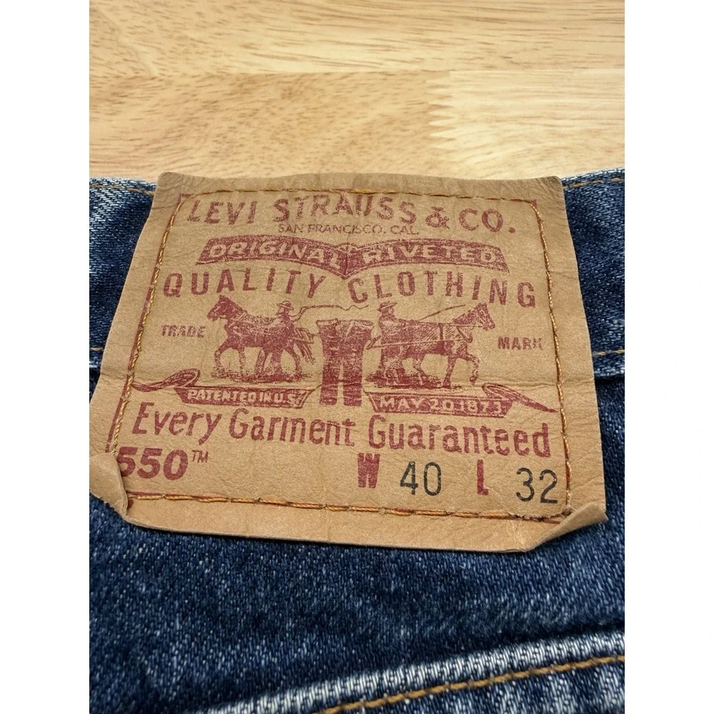 Levi's 550 Jeans Vintage Y2K Relaxed Fit Straight Leg Men's Denim 42X32 Made USA